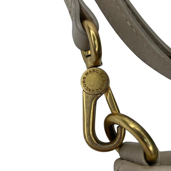 Marc by Marc Jacobs Crossbody Leather Taupe Zipper Closure Full Lining - Picture 3 of 14